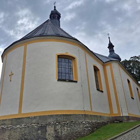 Ubytovani U Kostela Ústí nad Labem Dış mekan fotoğraf